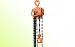 单链手拉葫芦吊装变压器支架